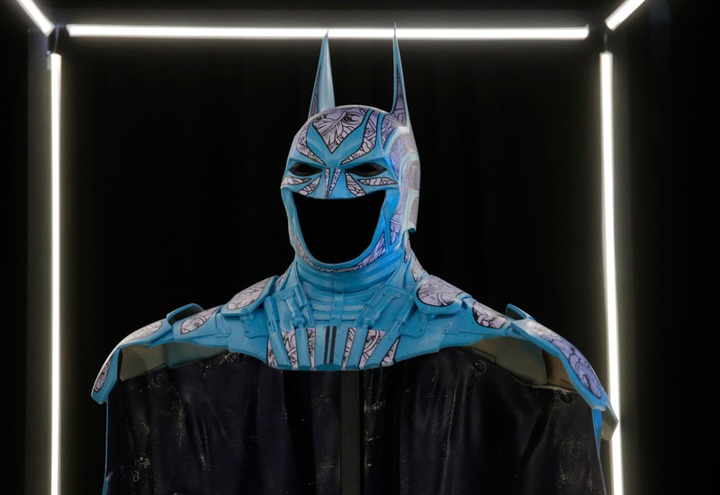 Illustration for article titled El mítico traje de Batman, reimaginado por decenas de artistas